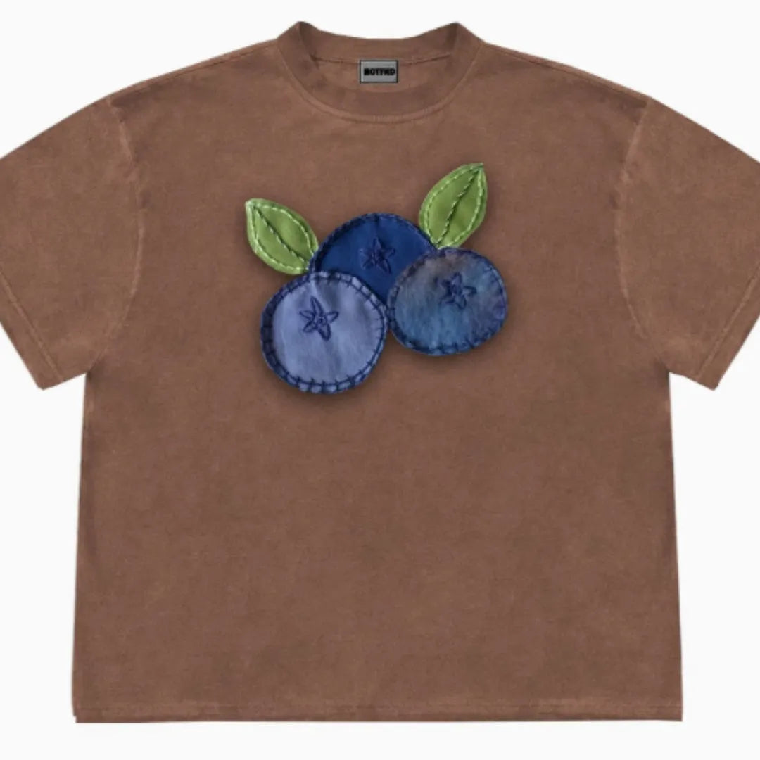 Women's loose fit blueberry print t-shirt in ice oxygen cotton fabric, short sleeves and round neck.