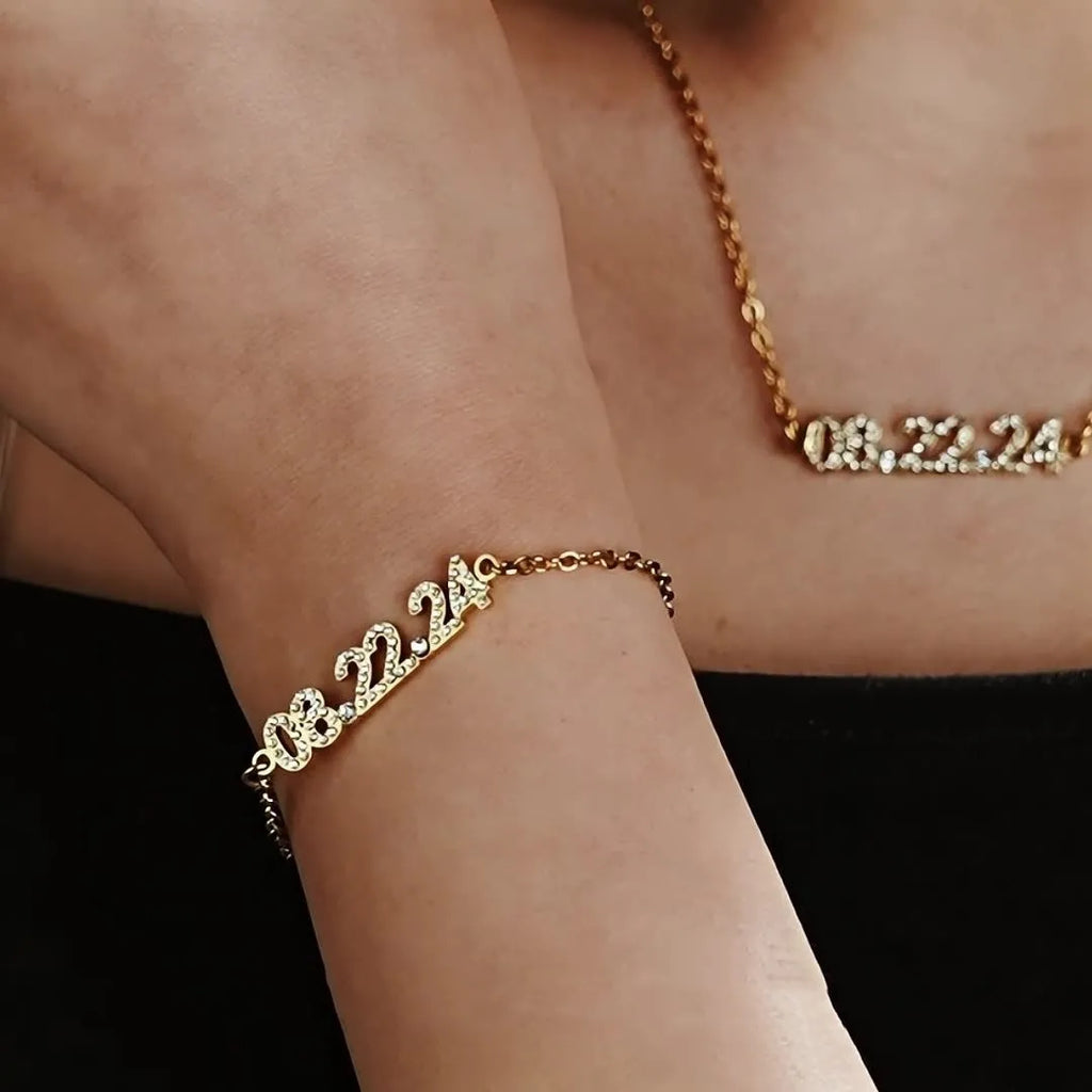 Stainless steel digital bracelet with diamond-set numbers on display, shown in rose gold, gold, and steel colour variants.