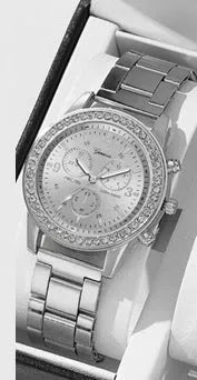 Women's three-eye quartz diamond-embedded watch with rose gold alloy strap