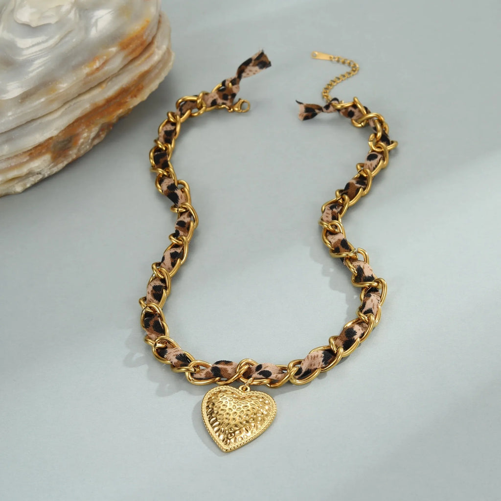 Stainless steel geometric leopard love pendant necklace with adjustable chain