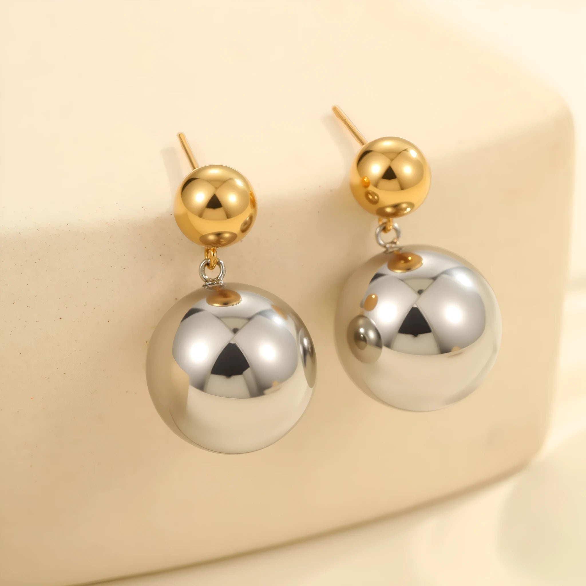 Stainless steel 18K gold electroplated colour-block round bead stud earrings geometric design