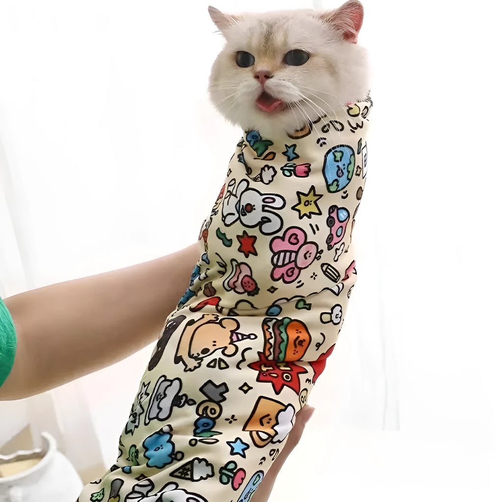 Nylon cosmetic bag with cartoon cat print in blue puppy design, shown in large, medium, and small sizes.