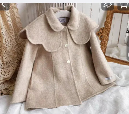 Retro wool double-sided cashmere girl coat in light oats colour with lapel round neck and single-breasted closure