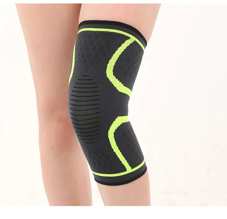 Double corrugated non-slip sports kneecaps in various colours on a grey background.
