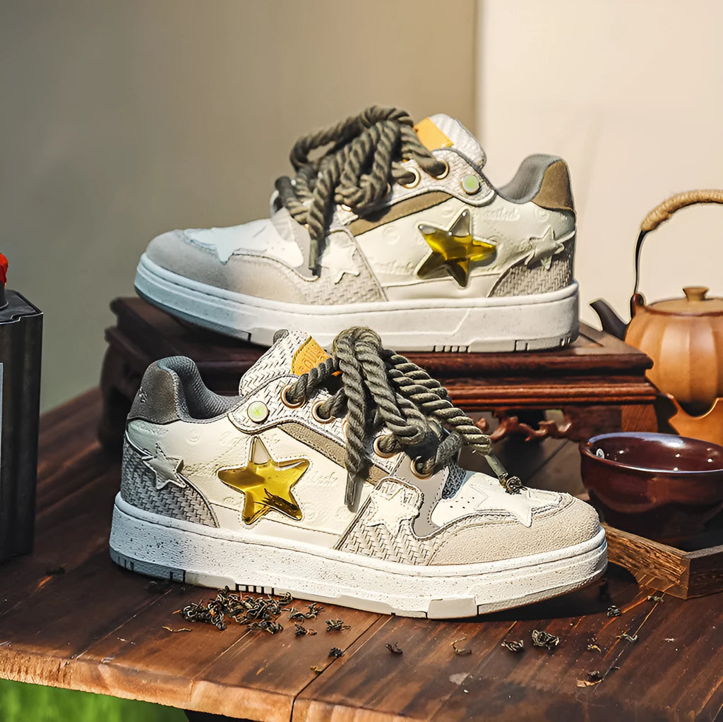 Cowhide leather platform running shoes with round toe and front lace-up in West Lake dragon well tea colour