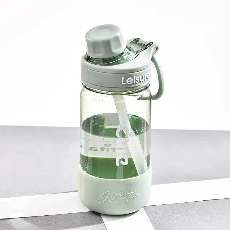 Plastic straw heat-resistant portable cup in grey, green or pink with direct-drink spout