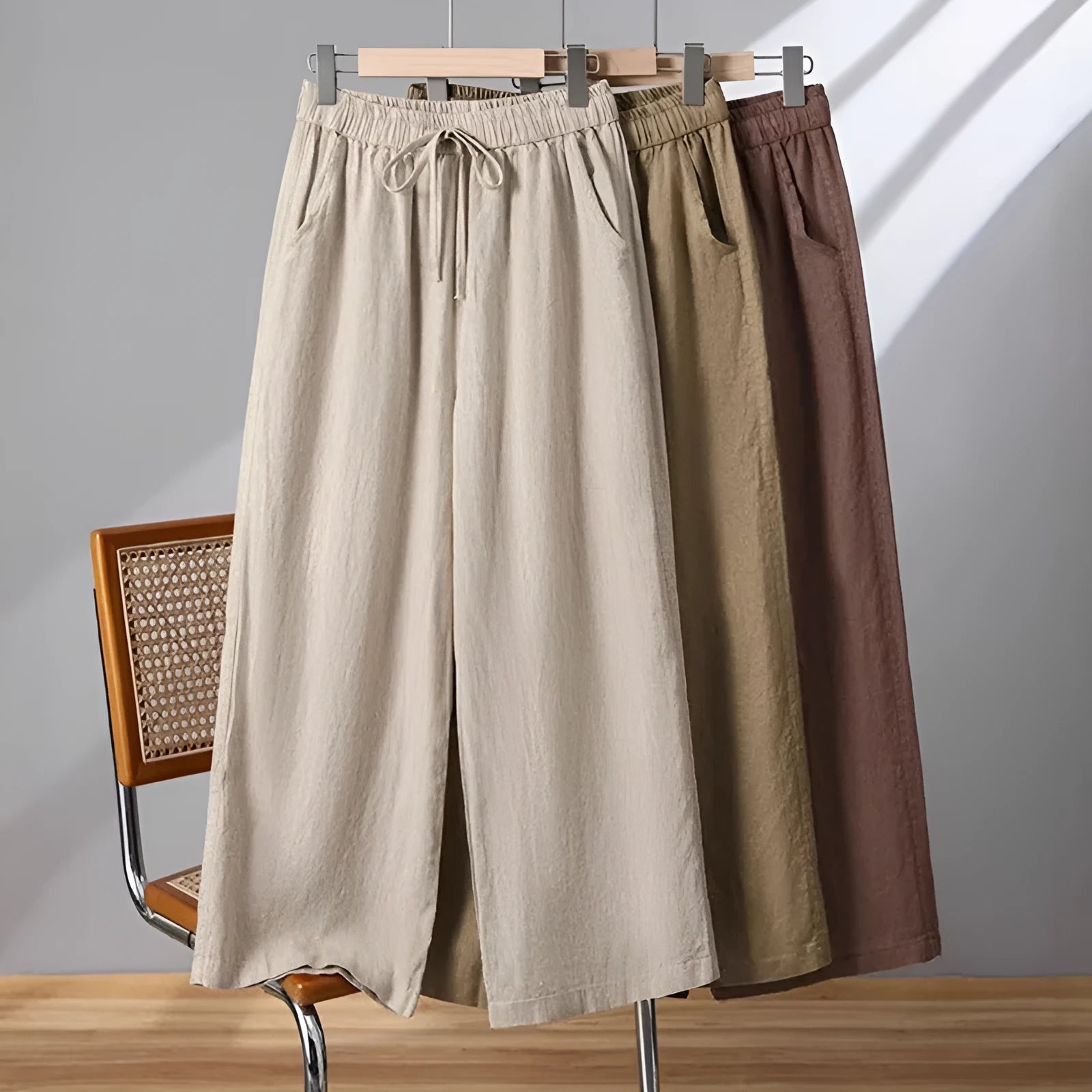 Women's straight-leg casual trousers with drawstring waist in polyester fabric
