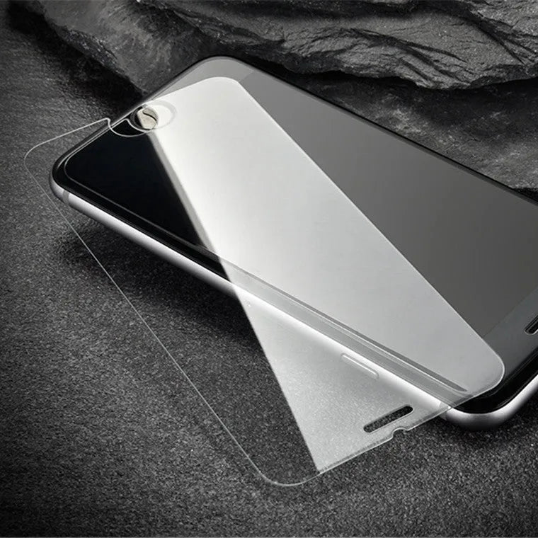 Tempered glass screen protector with 9H hardness for iPhone and Samsung phones.