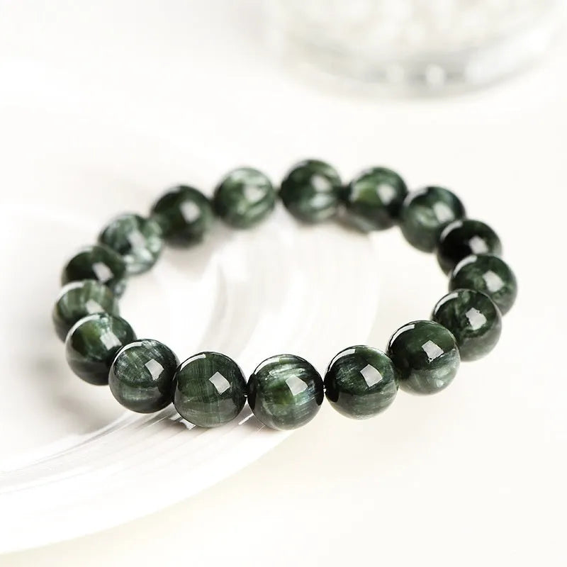 Green Dragon Crystal bracelet with 8-9mm round beads and Ruyi decoration in grade 7A natural green colour