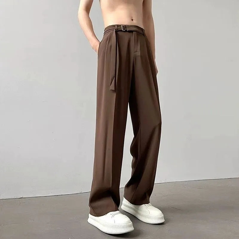 Thin straight wide leg trousers in black or brown with loose fit and straight leg opening