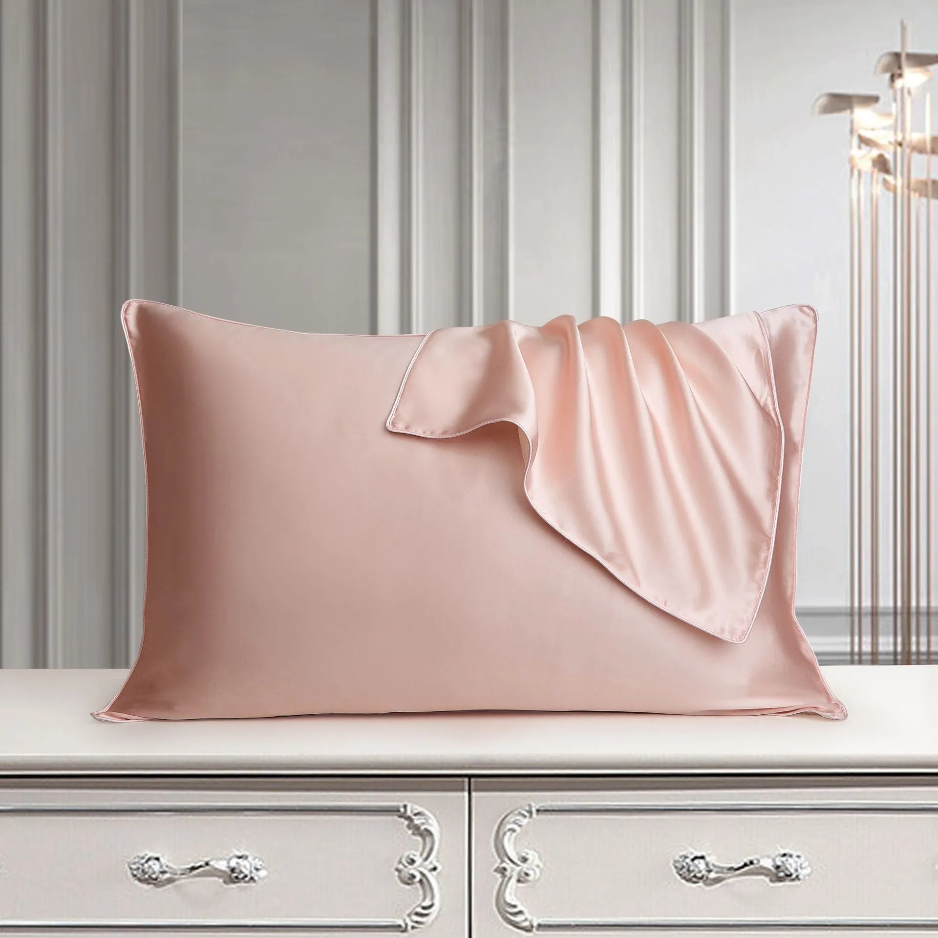Single mulberry silk pillowcase in palace luxury style, size 48cm by 74cm.