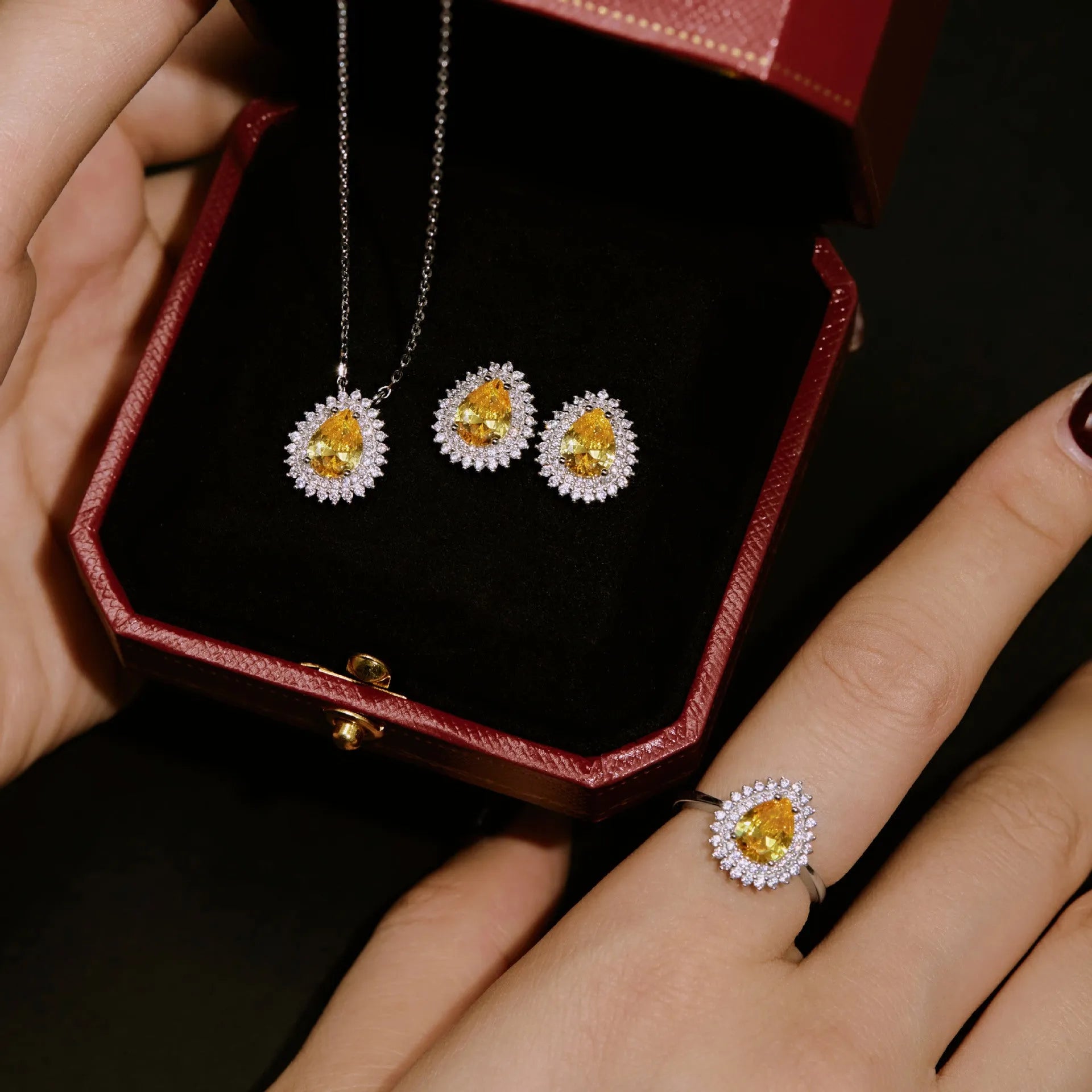 Sterling silver water droplet jewellery set necklace ring earrings golden white