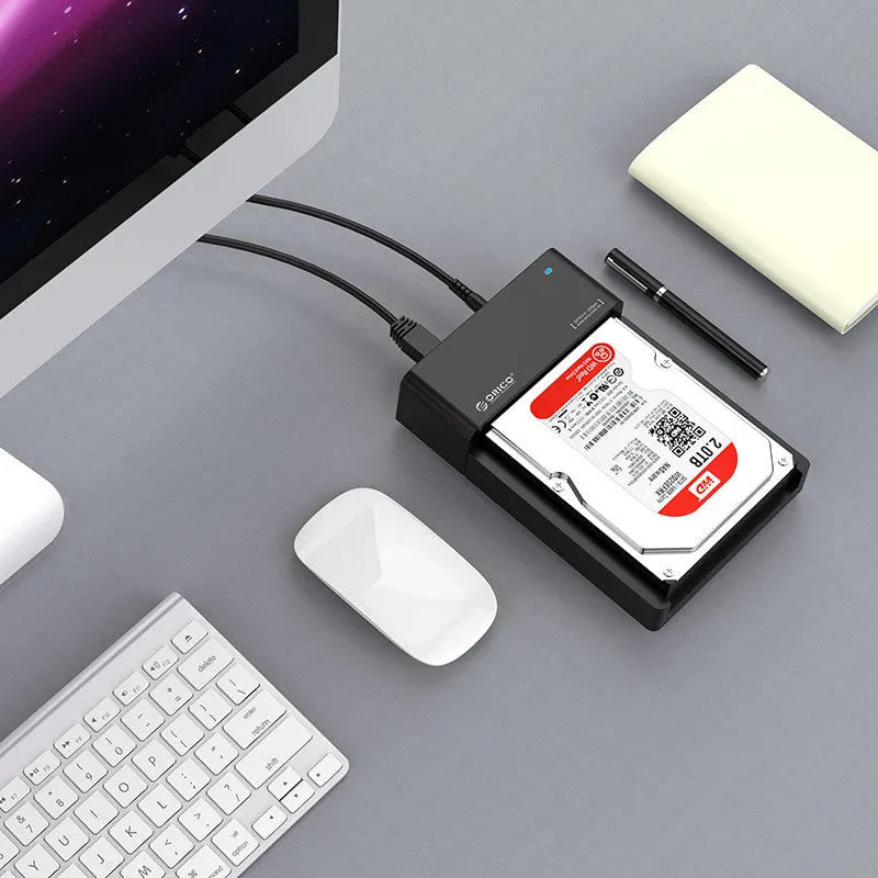 Black plastic 2.5 inch SATA hard disk box with data cable for universal drive protection