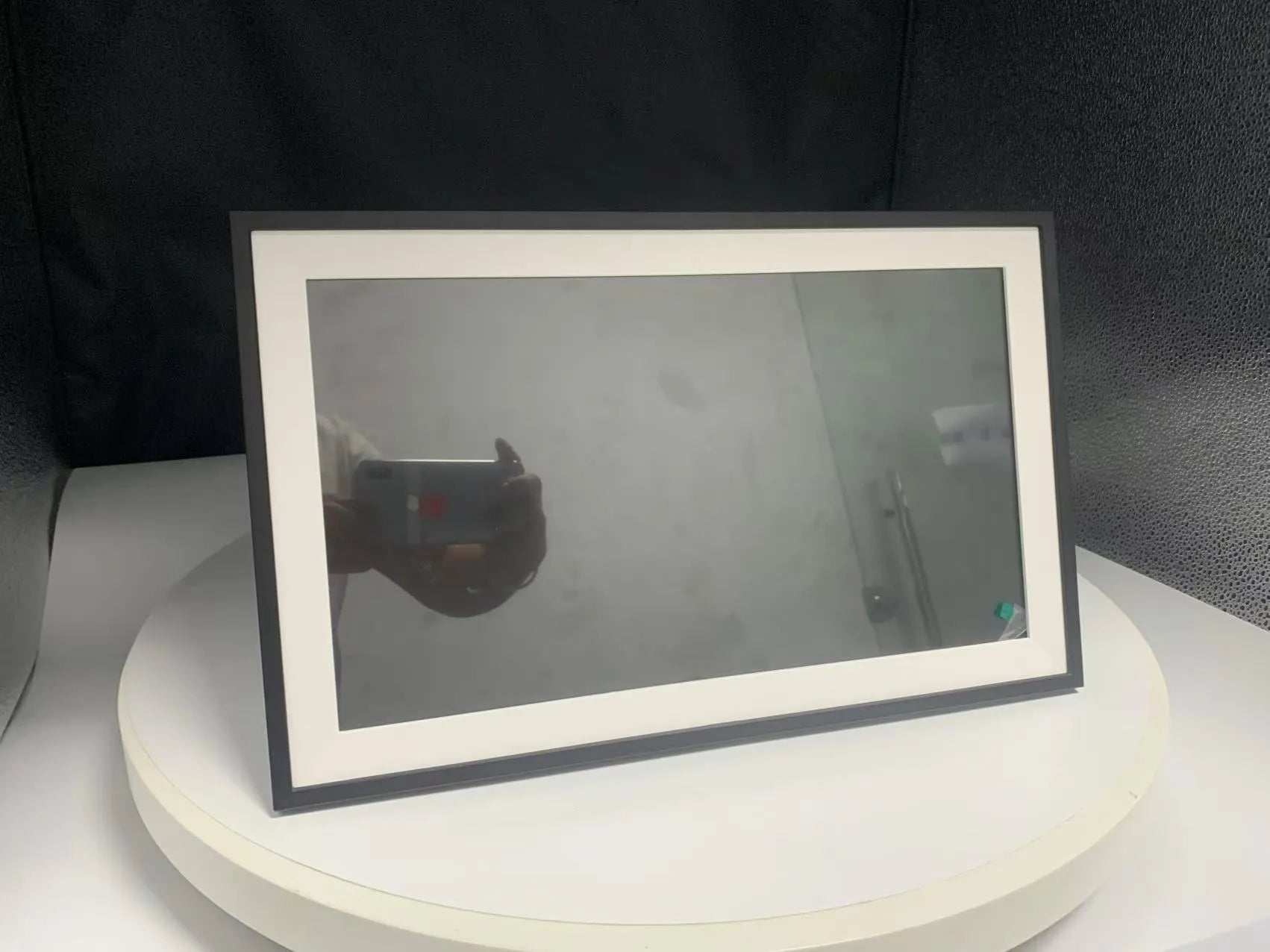 White 15.6 inch smart digital photo frame with app connectivity and wall bracket