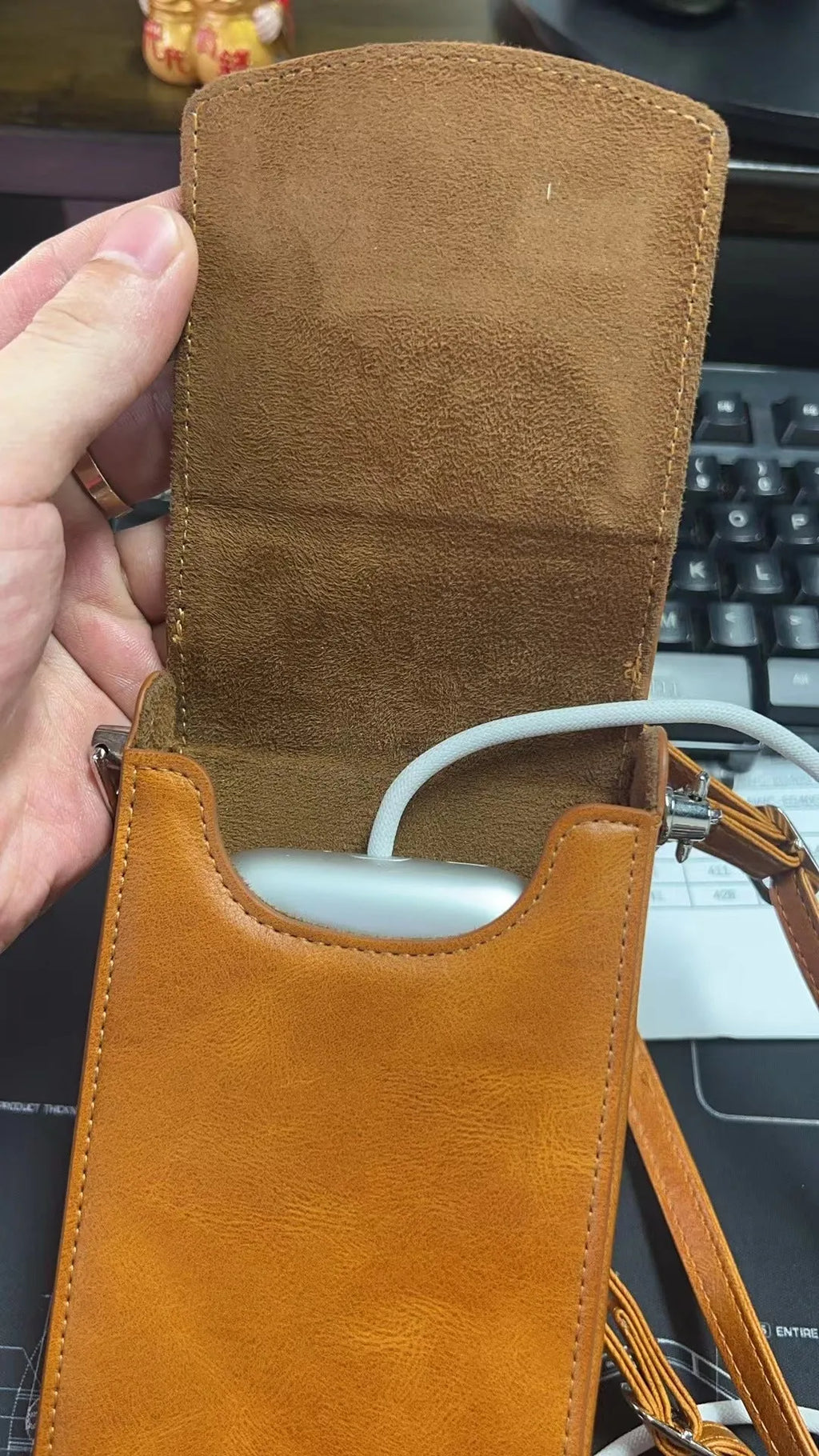 Brown Z leather storage satchel for Apple Vision Pro power supply protection sleeve