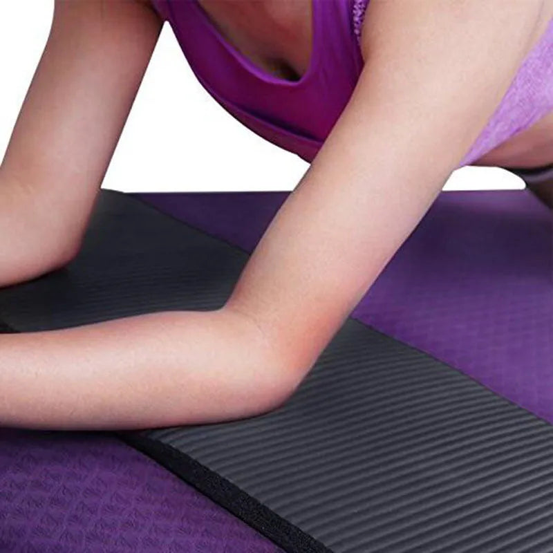 15mm thick EVA yoga mat in black with compact 60x25cm size for pilates and stretching