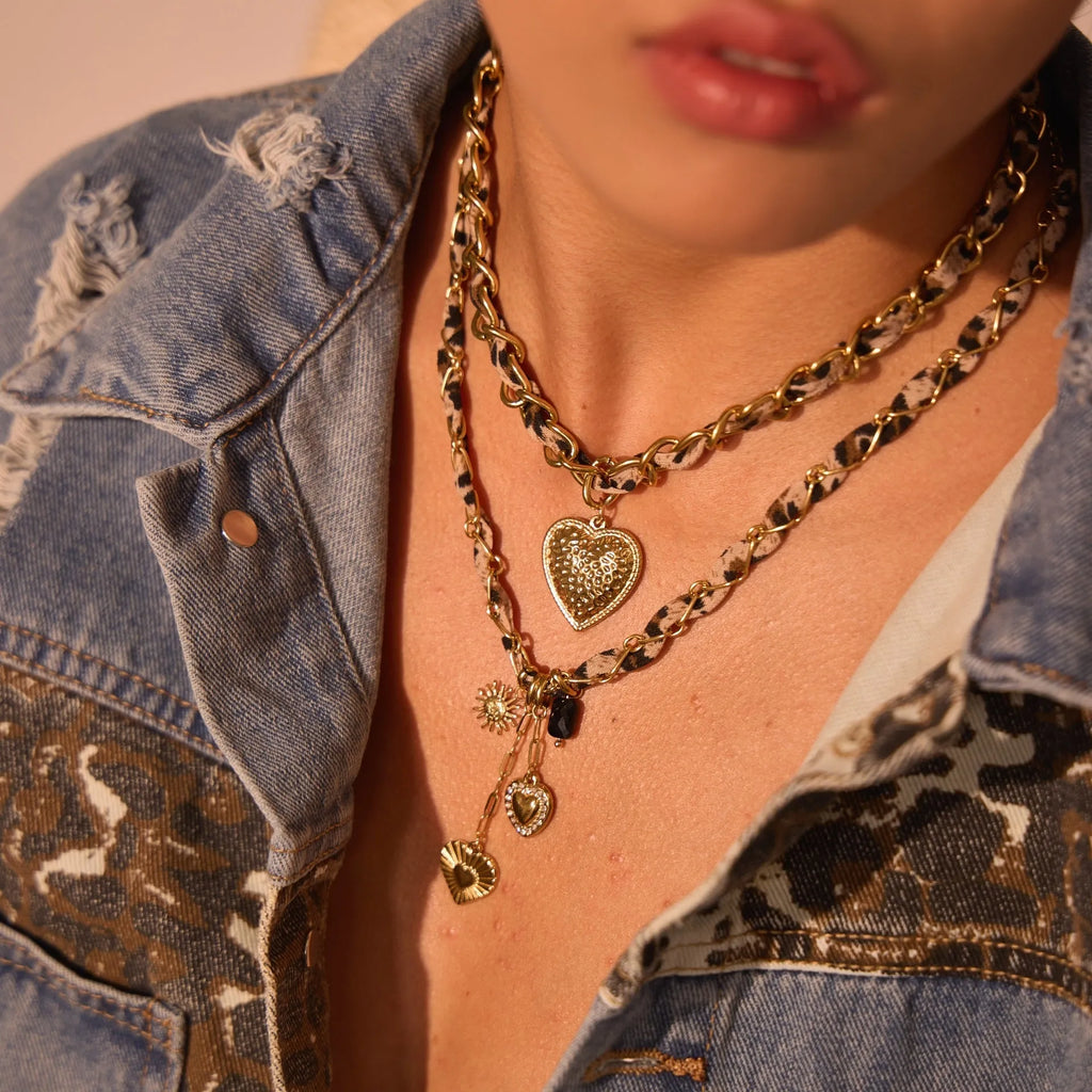 Stainless steel geometric leopard love pendant necklace with adjustable chain