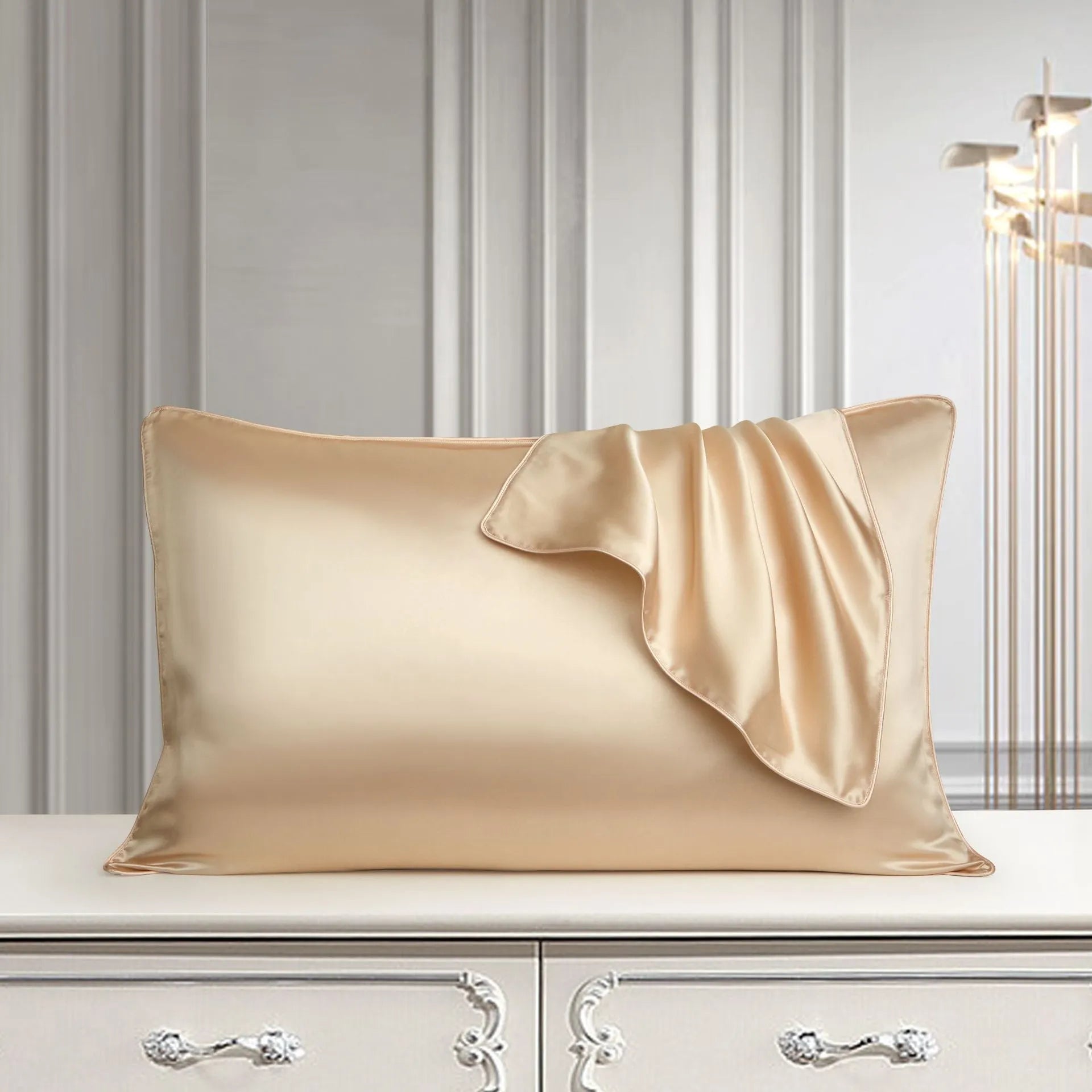 Single mulberry silk pillowcase in palace luxury style, size 48cm by 74cm.