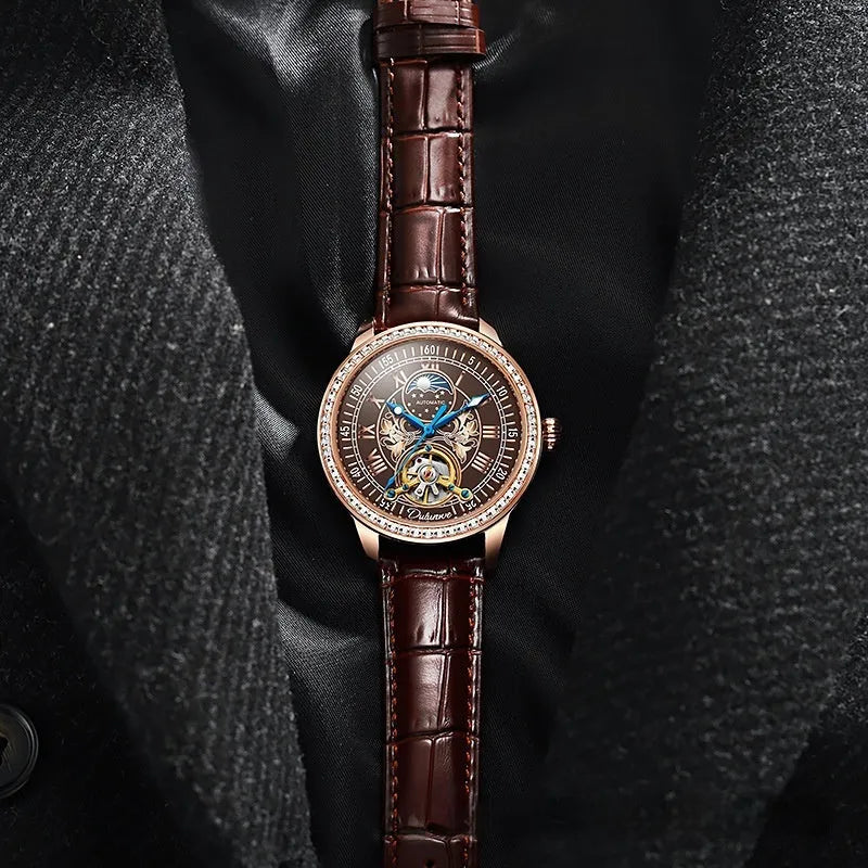 Men's waterproof mechanical watch with stainless steel case, round dial, and butterfly buckle in rose gold colour.