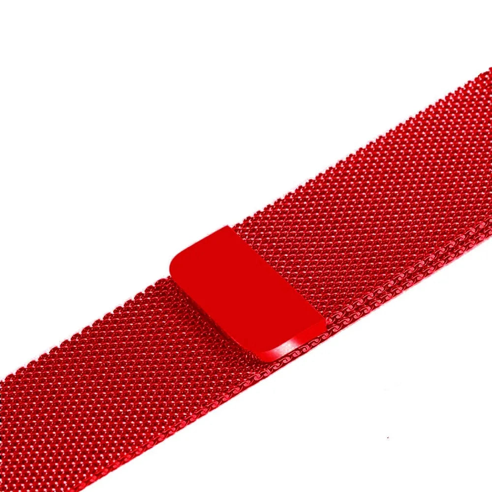 Stainless steel watch strap in silver colour for 38mm or 42mm watch cases.