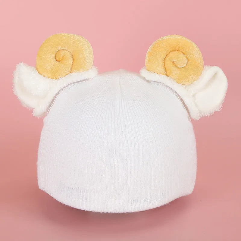 Plush fabric motorcycle helmet liner and cartoon-themed ear covers set in size M.
