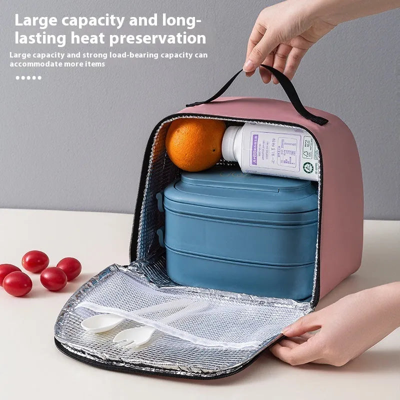 Insulated lunch box bag in textured cloth with large capacity for picnic meals