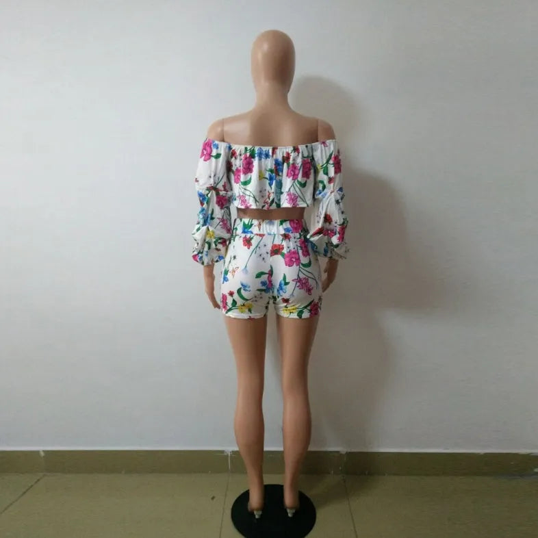 Women's multicolour digital printed two-piece pants suit with pile sleeves and matching shorts