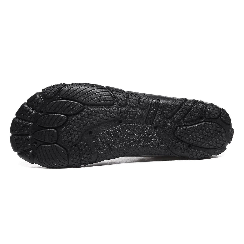 Cross border outdoor river tracing shoes with elastic fastening in black, grey, blue and purple colours