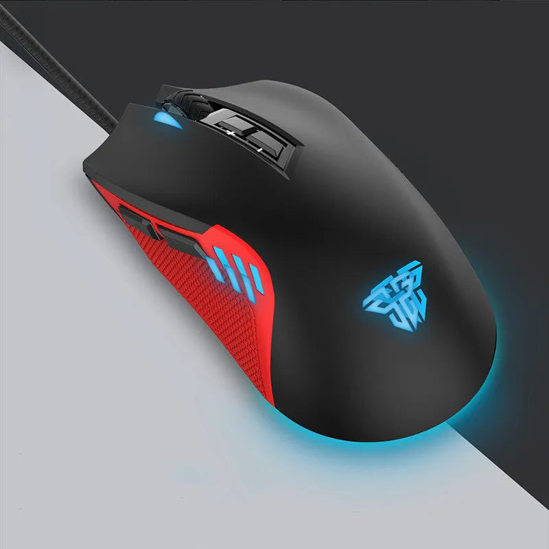 Black USB wired gaming mouse with 7 buttons and 4000 DPI optical sensor on a computer desk