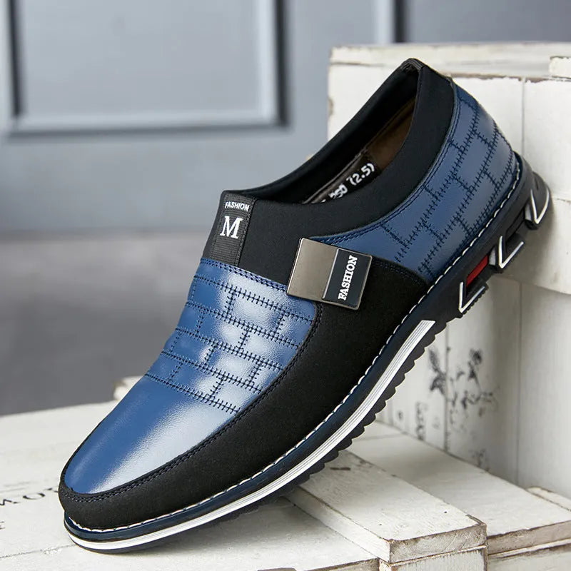 Men's black casual leather shoes with low upper, shown on a size chart background.
