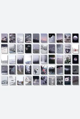 Sticker book with 50 hand-tearable 4x6cm paper stickers in seven colour options for craft decoration