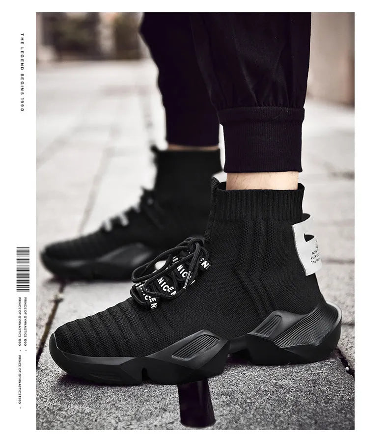 Men's black and white casual sports shoes with mesh lining in extended sizes