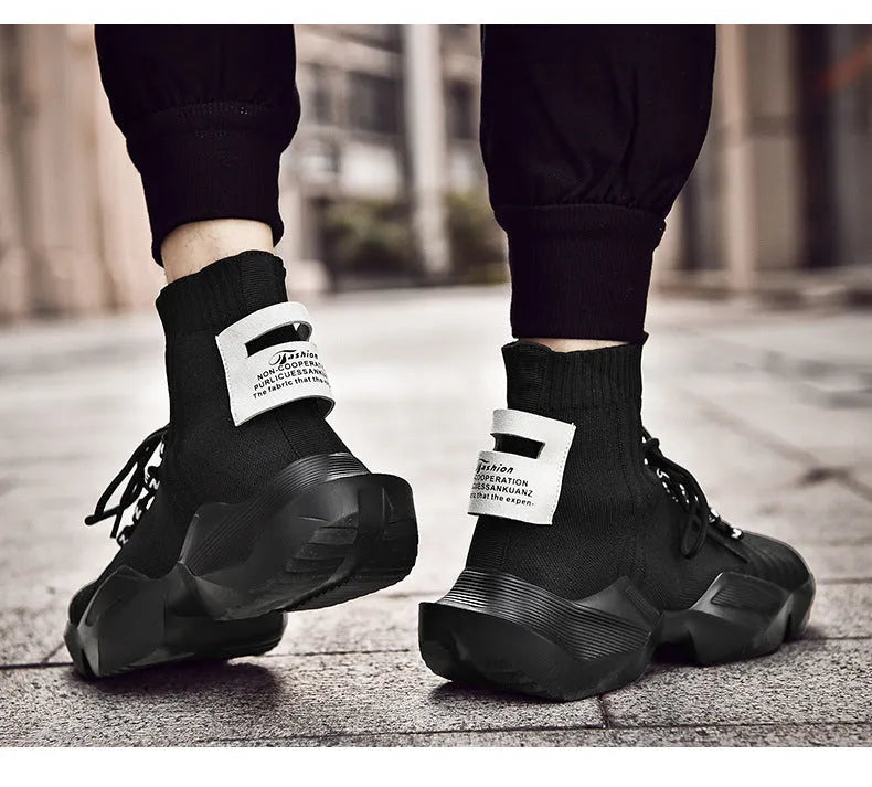 Men's black and white casual sports shoes with mesh lining in extended sizes