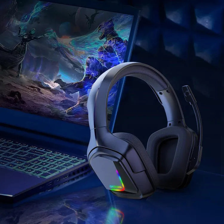 Head On black wired gaming headset with microphone and 3.5mm plug