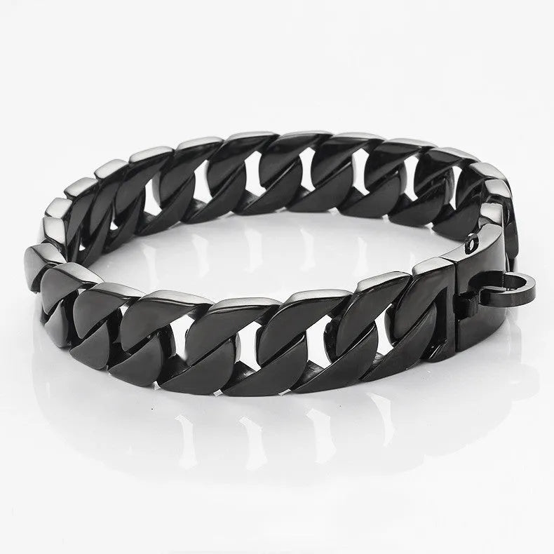 Stainless steel dog chain collar with polished links, available in sizes 30 to 75 cm