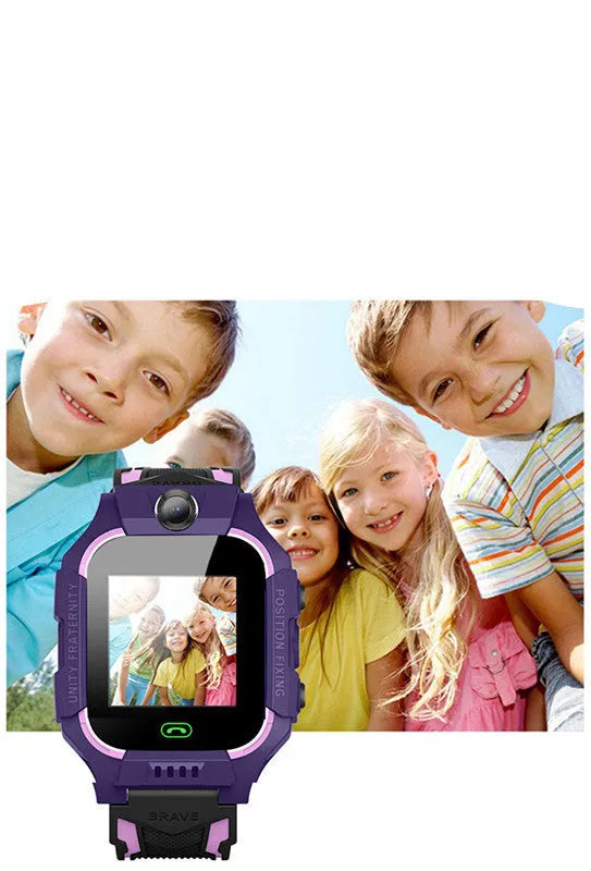Z6 Q19 children's GPS smart watch in green, purple, or red colours with 1.44-inch touch screen