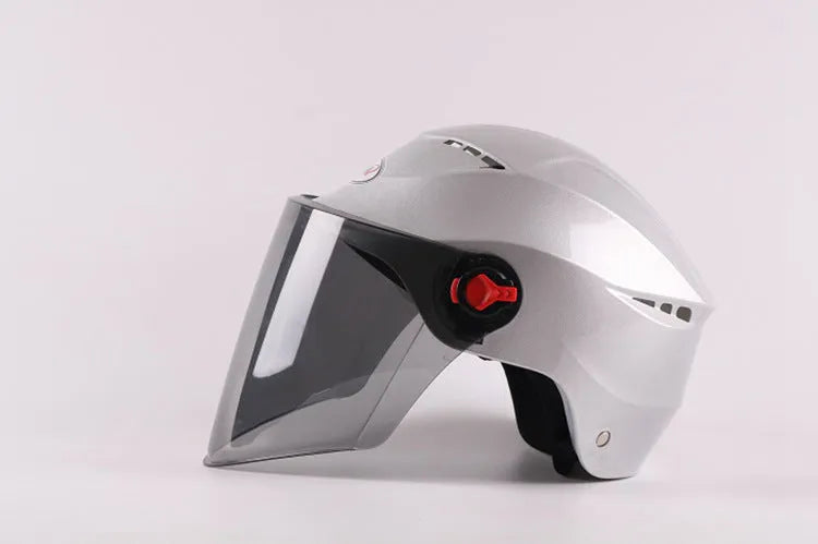 Electric vehicle helmet made of engineering plastic, universal size, in black, for battery bike riding