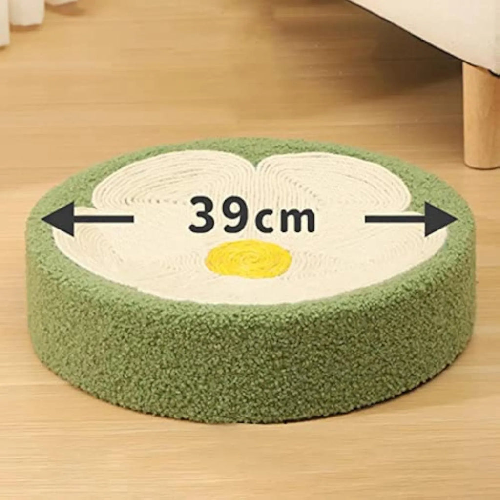 Green round cat scratcher bowl with sisal surface measuring 39cm diameter