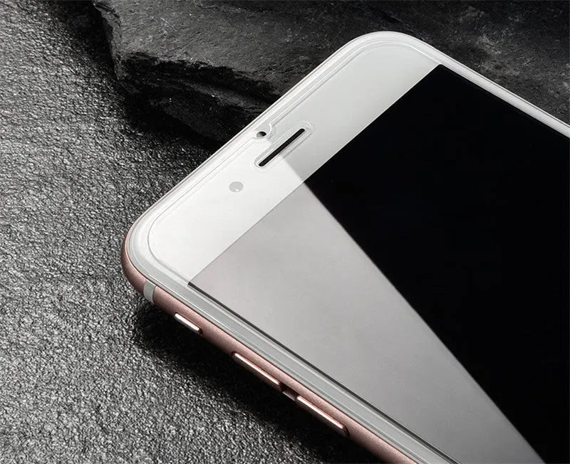 Tempered glass screen protector with 9H hardness for iPhone and Samsung phones.