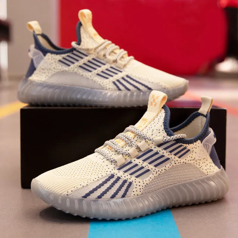 Men's white breathable flying fabric sports shoes with mesh lining and platform heel design