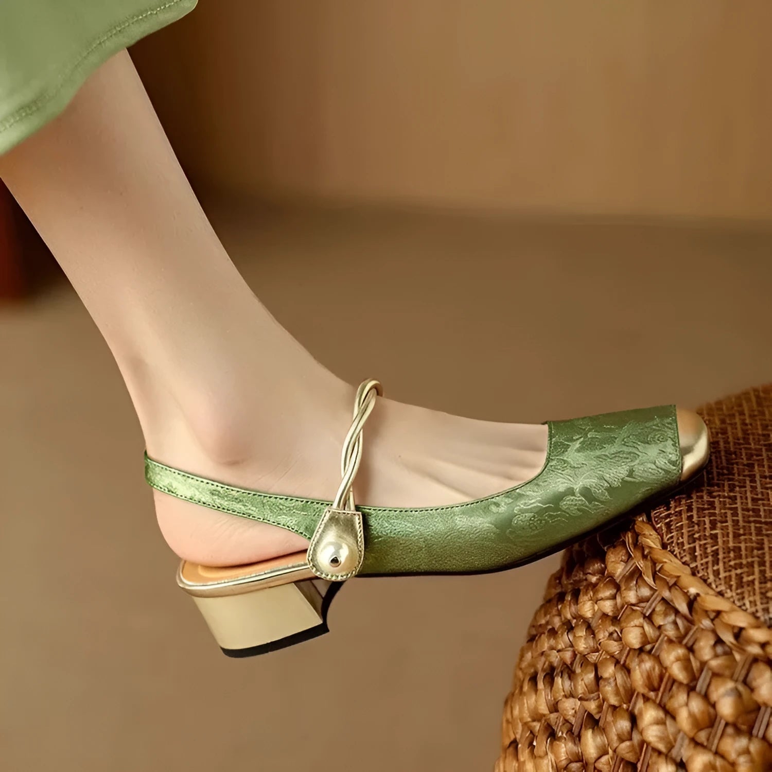New Chinese style satin closed toe backless mid heel sandals for women in beige white