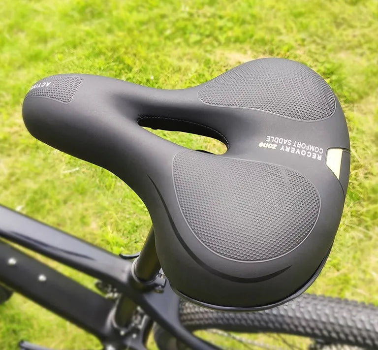 Bicycle cushion cover 25x21cm with spherical shock absorber seat in black red colour