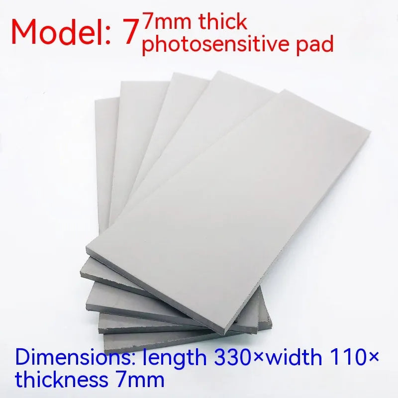 Black and grey plastic light-sensitive mat for photosensitive seal making in pottery, calligraphy and painting