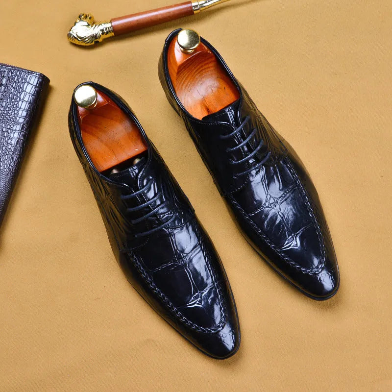 Men's black and brown British style leather shoes with alligator pattern and horse bit buckle