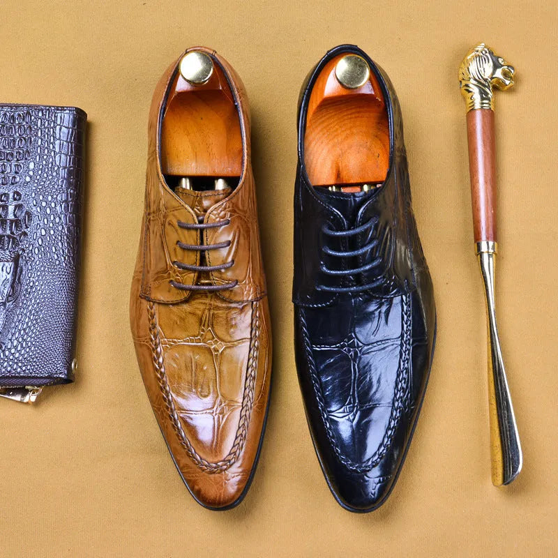 Men's black and brown British style leather shoes with alligator pattern and horse bit buckle