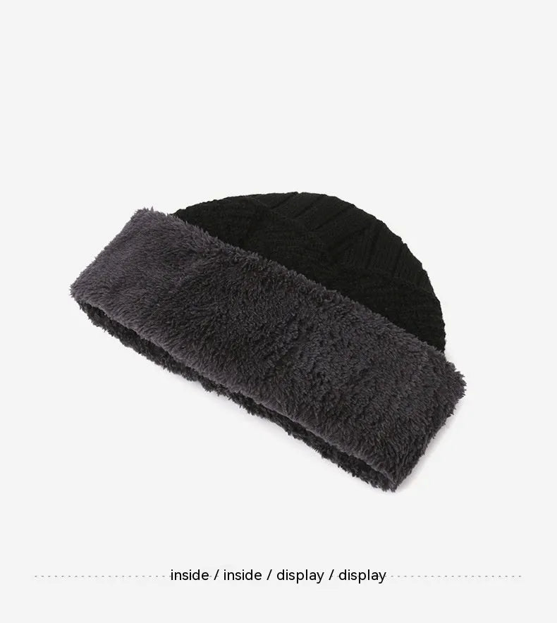 Men's winter knitted scarf, hat, and gloves three-piece set in fleece-lined polyester fibre, available in multiple colours