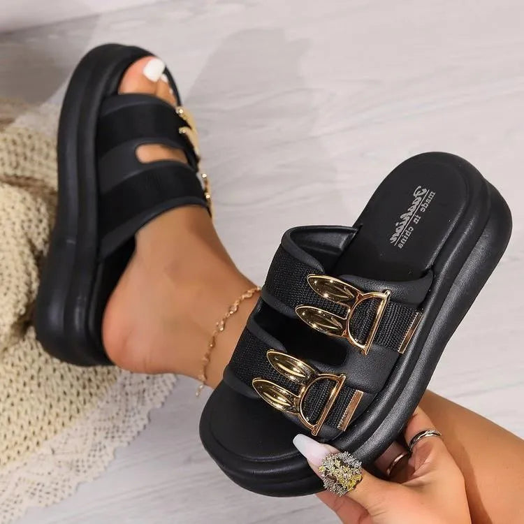 Women's slippers with suede upper and thick rubber sole in apricot colour