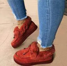 Cotton warm winter slippers with velvet lining and a non-slip rubber sole in a round-toe casual style.