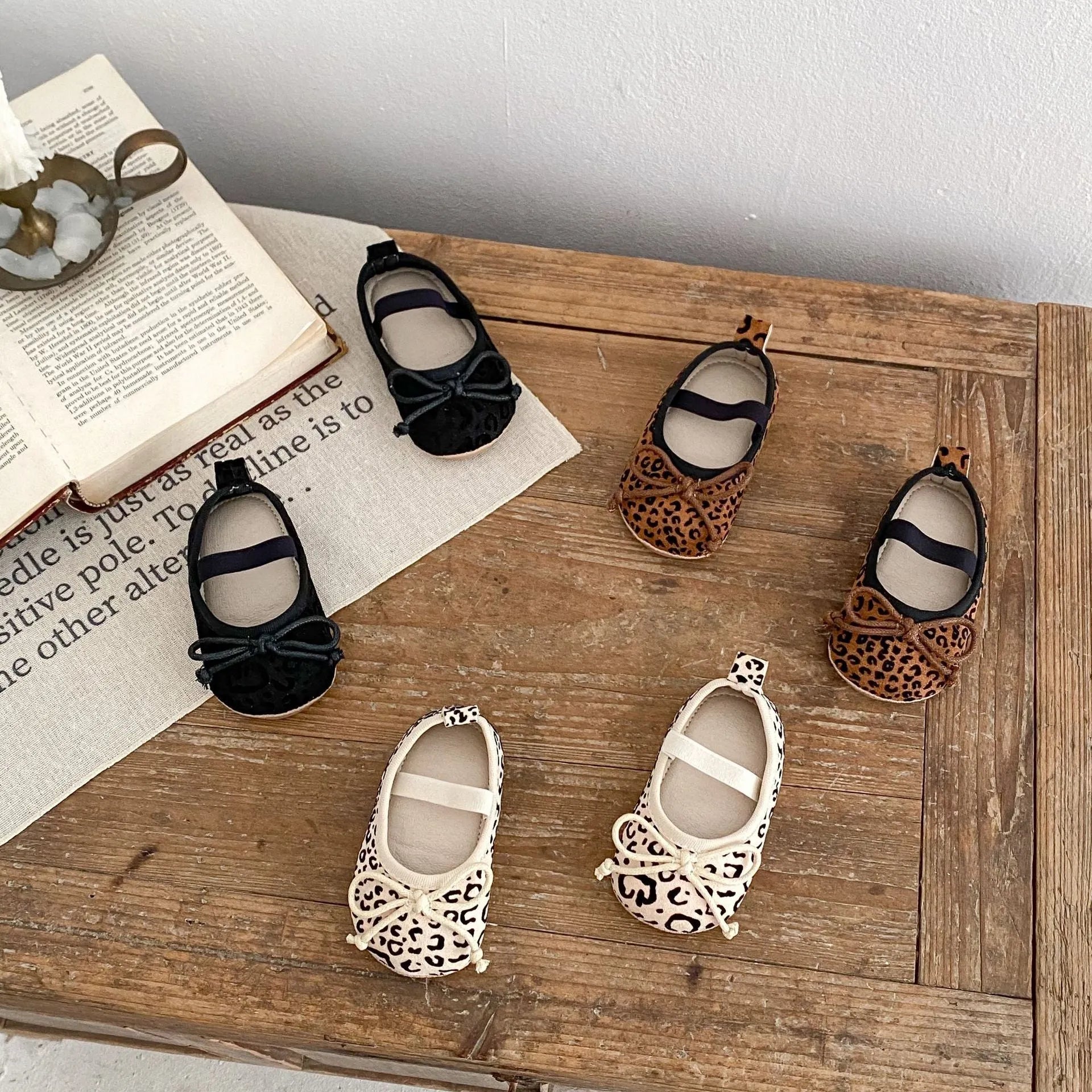 Infant baby girl soft bottom toddler shoes with Hu Die knot leopard print round toe rubber sole