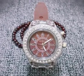 Women's luminous quartz watch with round 43mm alloy case and silicone strap in multiple colours